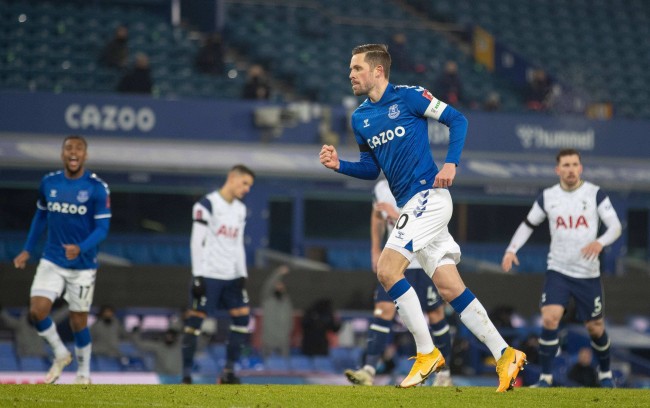 丰富多彩的 丰富多彩的